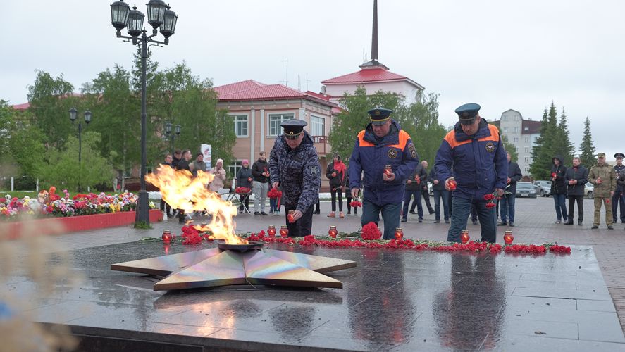 Председатель Совета ветеранов Управления Росгвардии по НАО принял участие в акции «Свеча памяти»