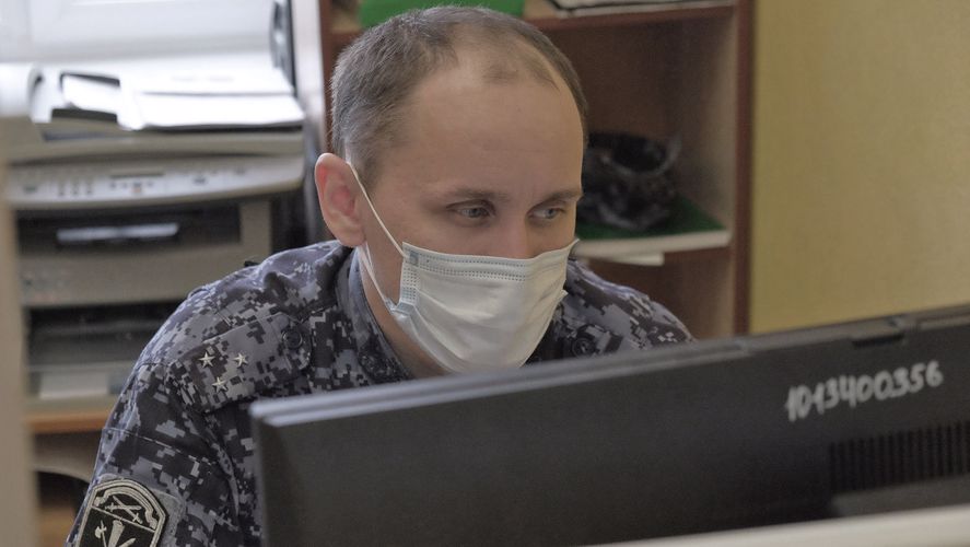 Воспользоваться скидкой на получение государственных услуг жителям НАО рекомендует Росгвардия