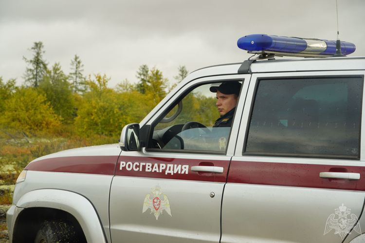 Жители Нарьян-Мара оказали содействие Росгвардии в пресечении административного правонарушения