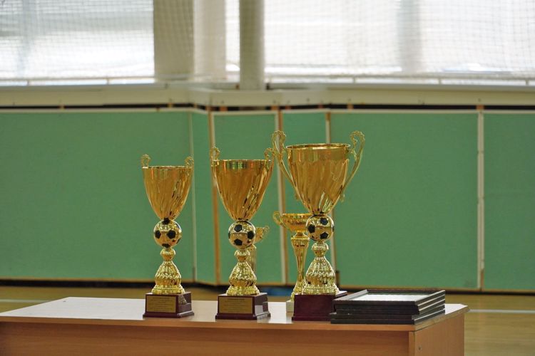 Сборной Росгвардии в Нарьян-Маре вручили золотой Кубок региональных соревнований по мини-футболу