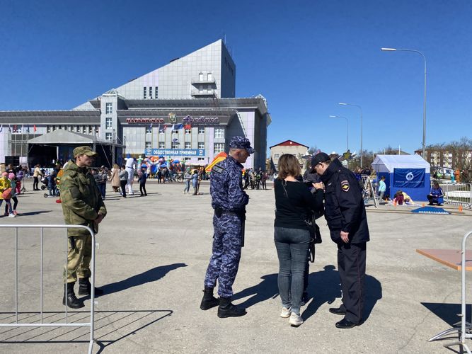 В Нарьян-Маре Росгвардия и полиция обеспечили безопасность участников празднования Дня защиты детей 