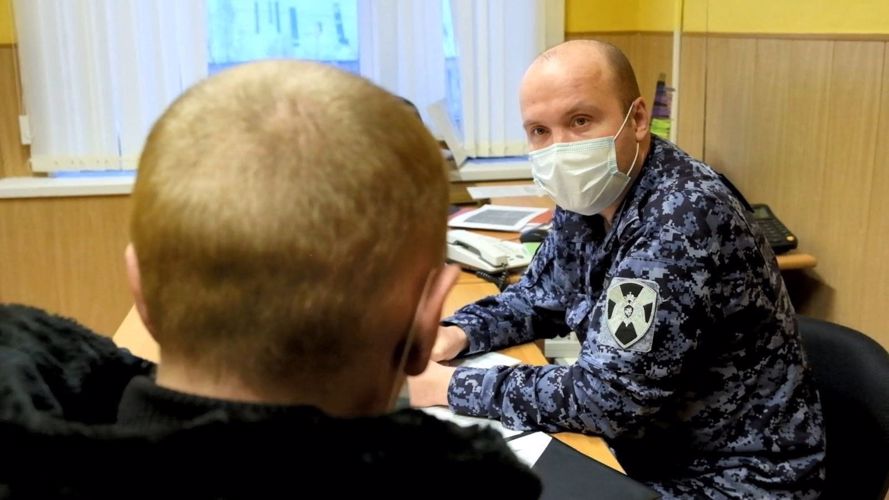 В Нарьян-Маре получателей государственных услуг Росгвардии принимают по средам и пятницам