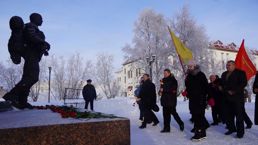 В Нарьян-Маре офицеры и ветераны Росгвардии почтили память воинов-интернационалистов