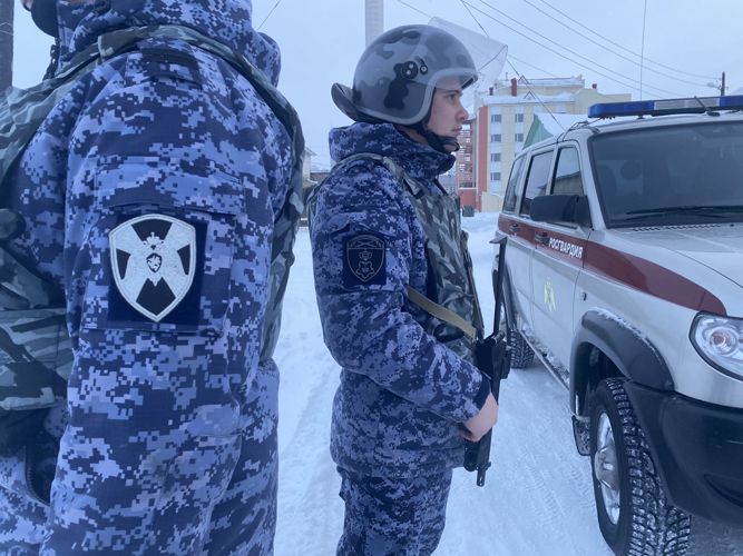 В Нарьян-Маре автопатрули Росгвардии за неделю 26 раз выезжали на помощь людям