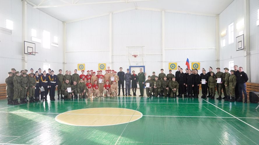 В Нарьян-Маре офицер Росгвардии возглавил жюри XV окружного смотра строя и песни
