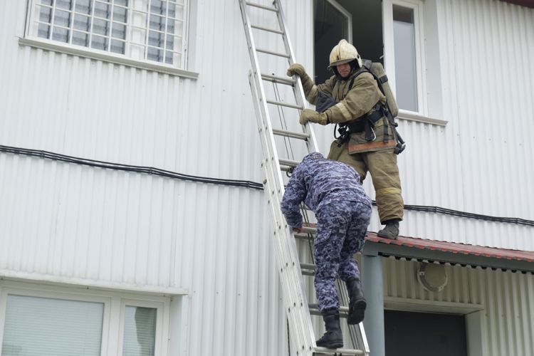 В Нарьян-Маре празднуют День подразделений ведомственной пожарной охраны Росгвардии