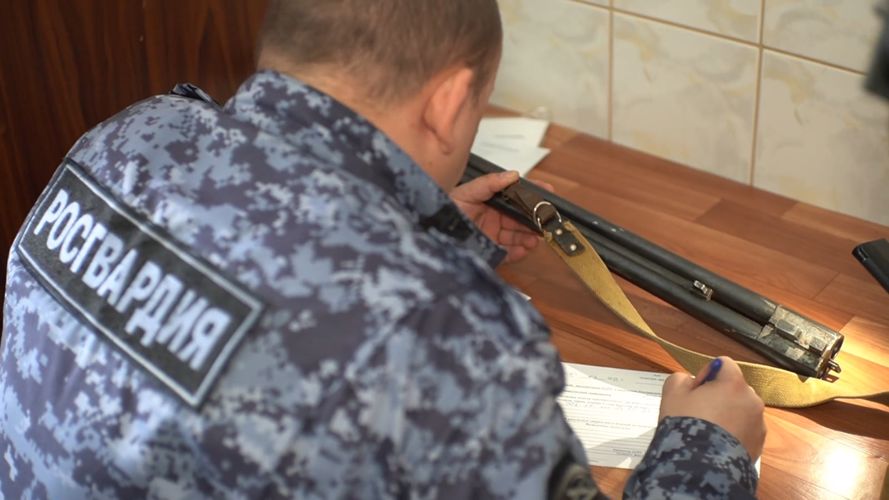 Инспекторы Росгвардия проверят владельцев гражданского оружия в Нарьян-Маре и посёлке Искателей