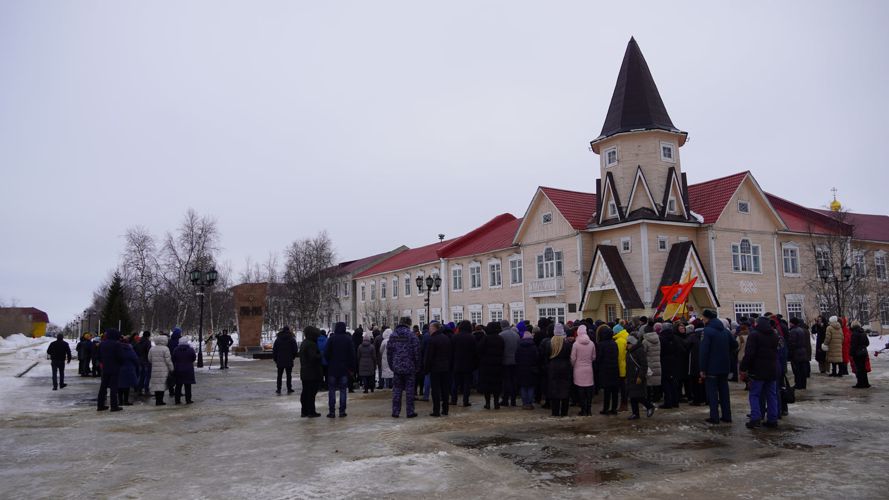 В Нарьян-Маре росгвардейцы почтили память жертв нацистского геноцида в годы Великой Отечественной войны