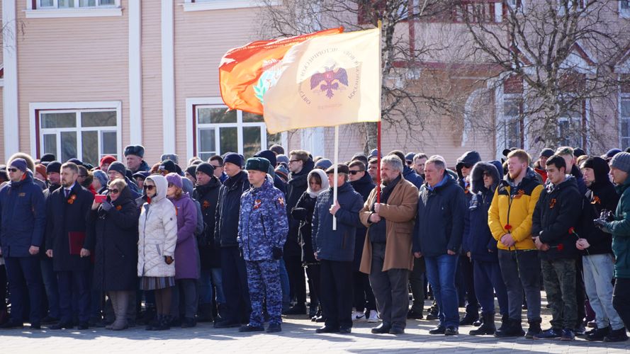 В Нарьян-Маре росгвардейцы приняли участие в торжественном открытии патриотических акций ко Дню Победы
