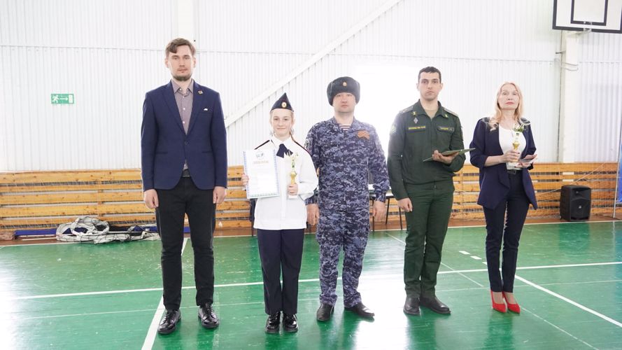 В Нарьян-Маре офицер Росгвардии возглавил жюри регионального конкурса строя и песни среди школьников