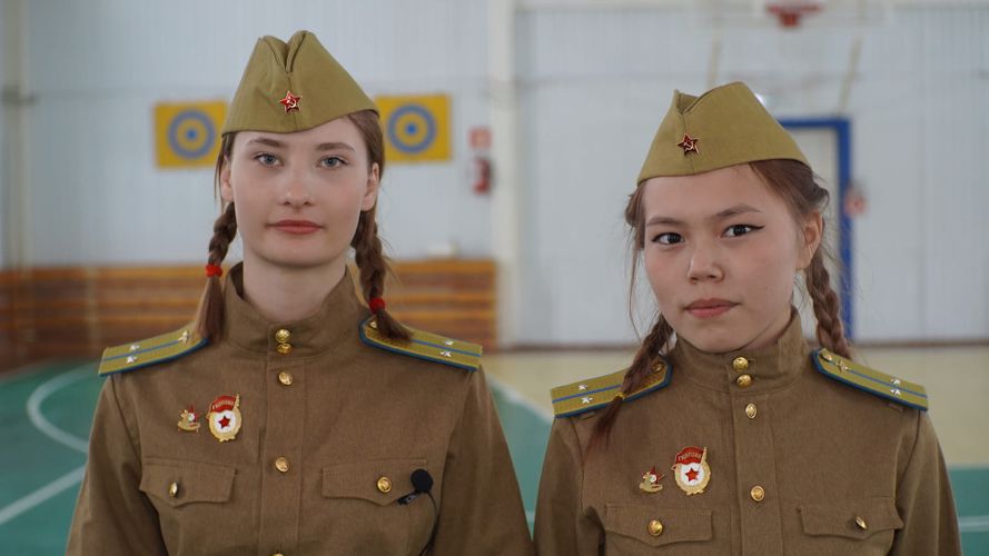 В Нарьян-Маре юные воспитанники Росгвардии заступили на Пост № 1 у Вечного огня