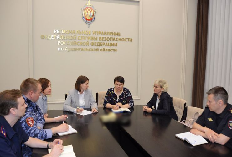 Росгвардейцы из Нарьян-Мара приняли участие в межведомственном совещании по освещению в СМИ борьбы с терроризмом