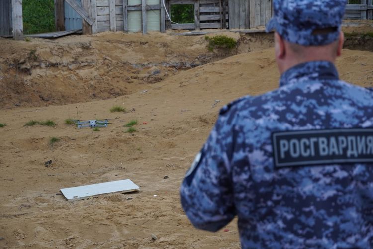 В Нарьян-Маре росгвардейцы прошли передовой курс применения дронов в условиях СВО