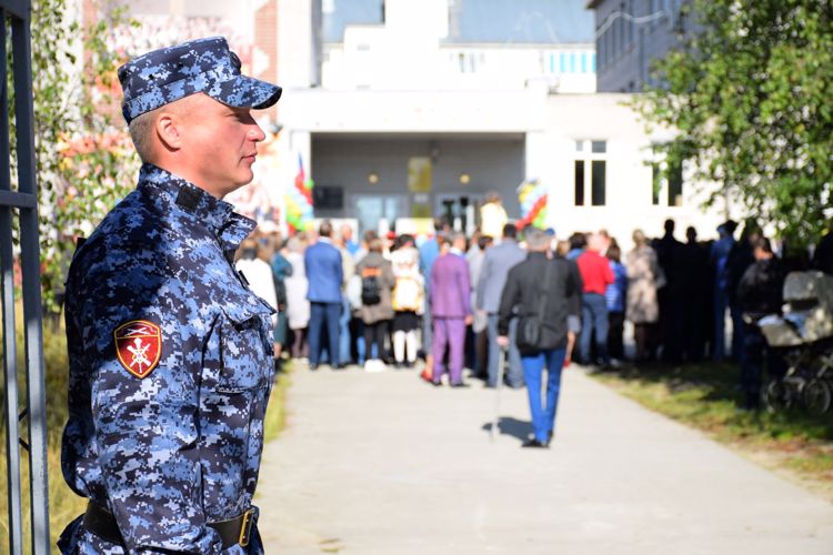 В Ненецком автономном округе Росгвардия и полиция обеспечили безопасность празднования Дня знаний