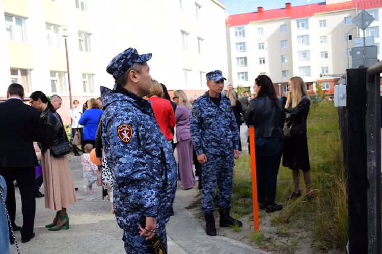 В Ненецком автономном округе Росгвардия и полиция обеспечили безопасность празднования Дня знаний