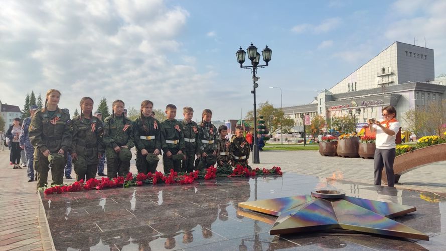 Росгвардейцы Нарьян-Мара почтили память жертв Второй мировой войны и трагедии в школе Беслана