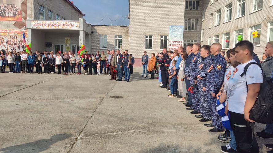 Росгвардейцы Нарьян-Мара почтили память жертв Второй мировой войны и трагедии в школе Беслана