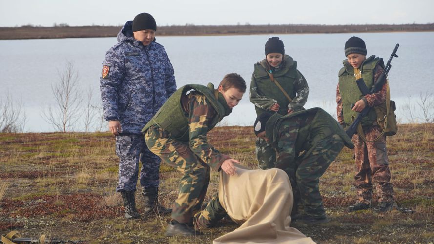 В НАО росгвардейцы поучаствовали в проведении военно-патриотической игры «Юный защитник»