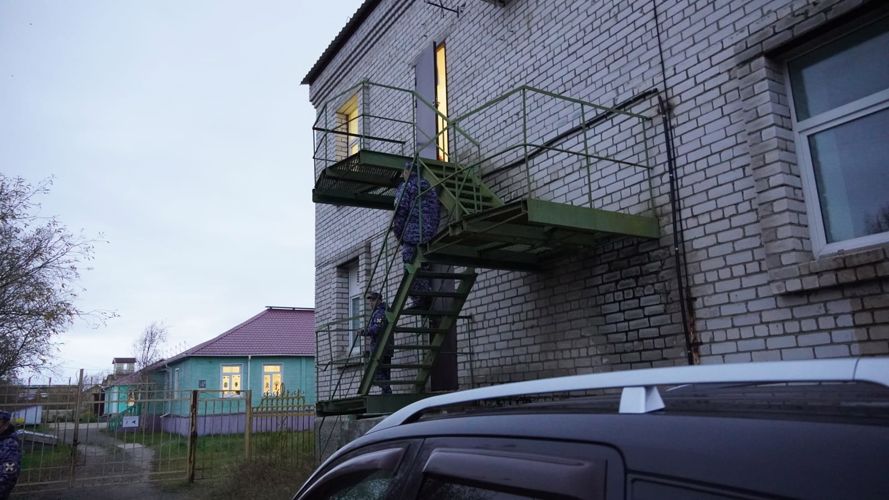 В Нарьян-Маре провели совместную противопожарную тренировку Росгвардии и МЧС России