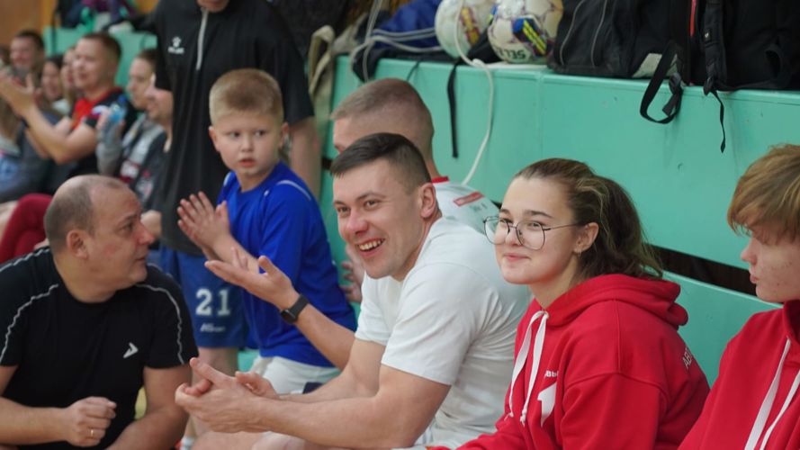 В Нарьян-Маре росгвардейцы вместе с детьми стали участниками спортивного праздника в честь Дня отца
