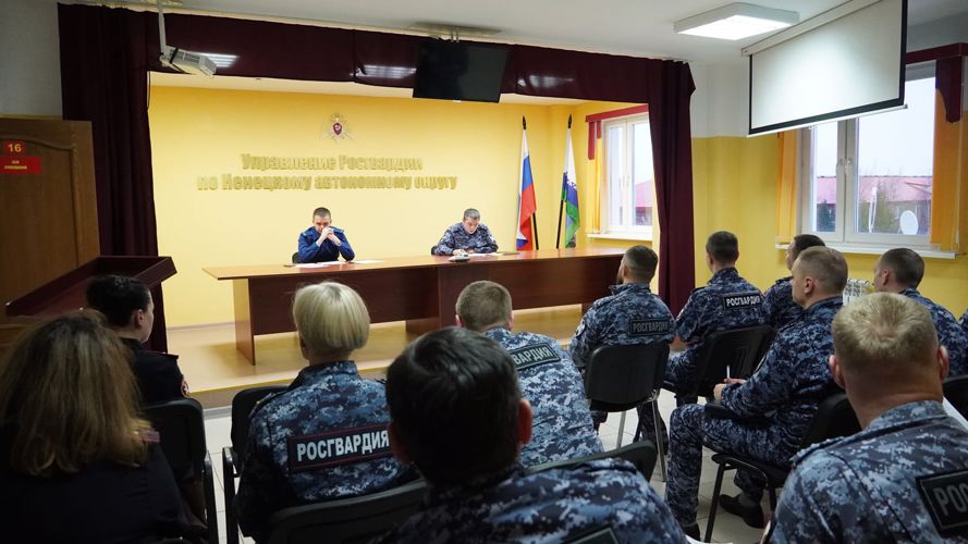 В НАО представители Росгвардии и прокуратуры обсудили вопросы противодействия коррупции