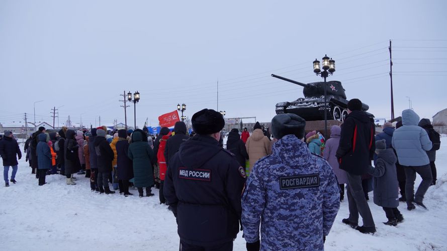 В Ненецком округе Росгвардия приняла участие в открытии сквера Победы