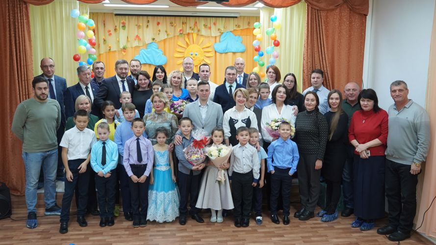 В Нарьян-Маре росгвардейцев поблагодарили за активное взаимодействие с подшефным детским домом