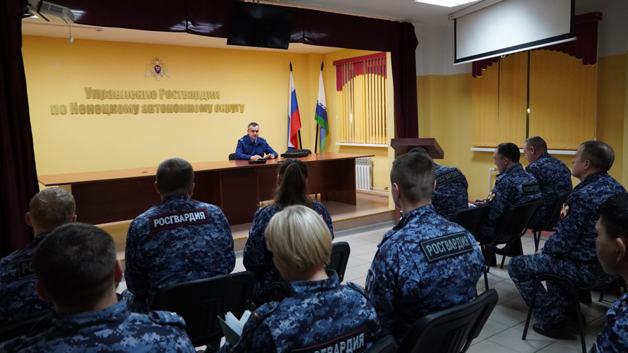 В НАО представители Росгвардии и прокуратуры обсудили вопросы противодействия коррупции