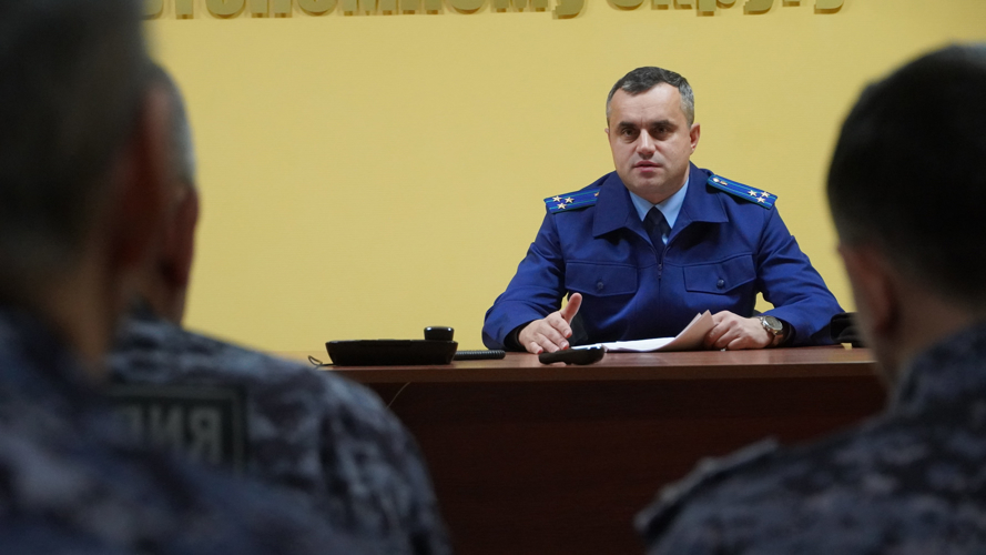 В НАО представители Росгвардии и прокуратуры обсудили вопросы противодействия коррупции