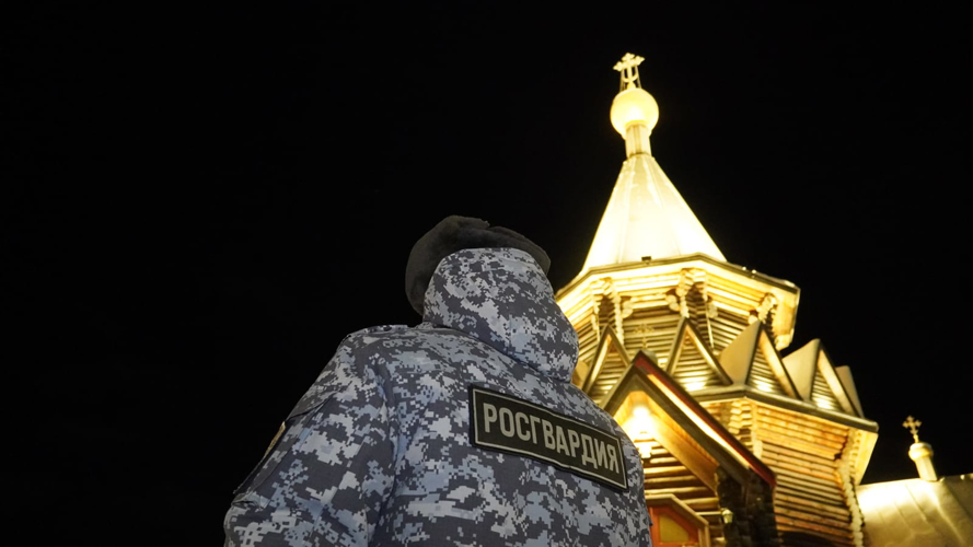 Празднование Рождества Христова в Нарьян-Маре охраняли Росгвардия и полиция