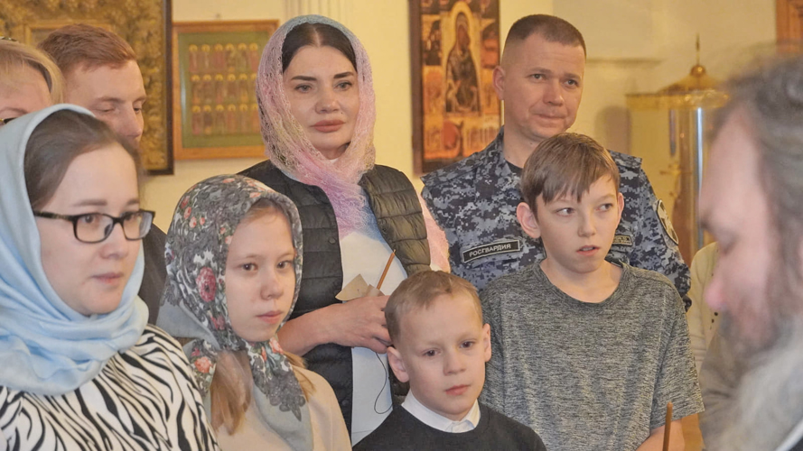 В Нарьян-Маре росгвардейцы приняли участие в осуществлении мечты воспитанников подшефного детского дома