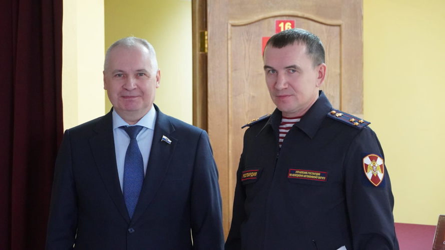 В Ненецком автономном округе сотрудников Росгвардии поздравили с 55-летием образования подразделений госконтроля 