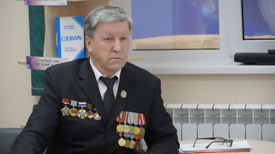 В Ненецком округе росгвардейцы провели военно-патриотические мероприятия для школьников и студентов