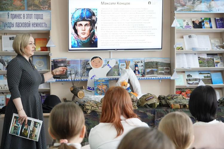 В Нарьян-Маре росгвардейцы провели интерактивные занятия для школьников и студентов