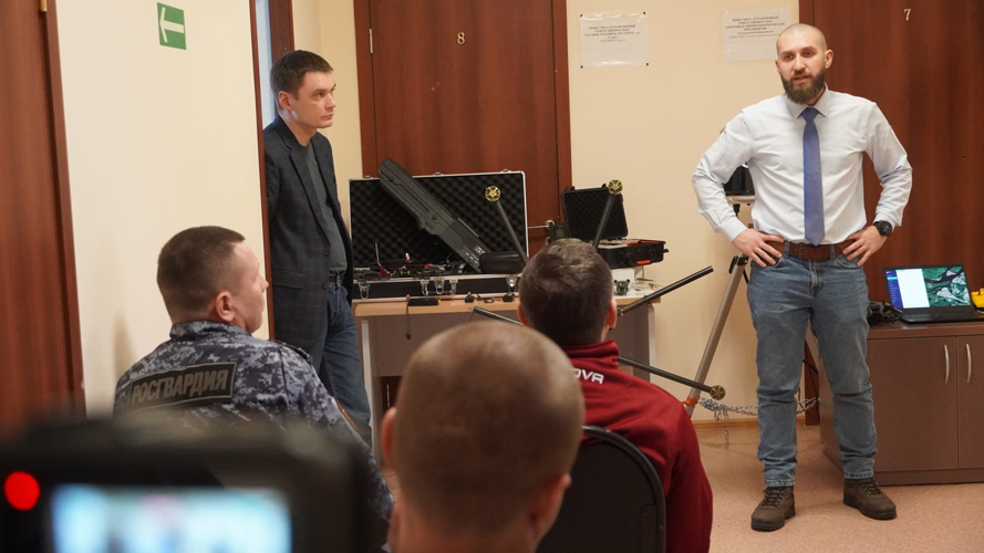 В Нарьян-Маре росгвардейцы приняли участие учебно-практических занятиях по противодействию беспилотникам