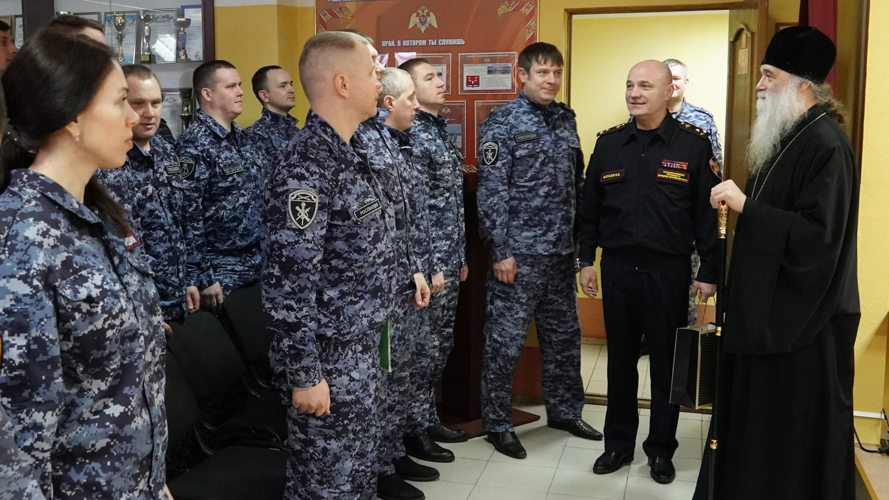 Епископ Нарьян-Марский и Мезенский провел встречу с военнослужащими и сотрудниками Росгвардии