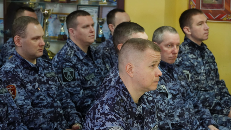 Епископ Нарьян-Марский и Мезенский провел встречу с военнослужащими и сотрудниками Росгвардии