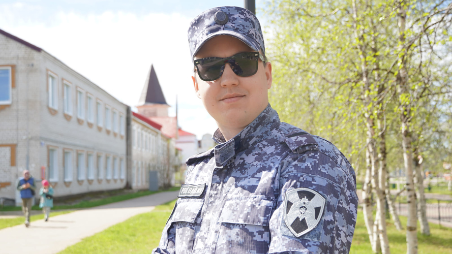 В Нарьян-Маре росгвардейцы поддержали патриотическую акцию в честь Дня ветеранов боевых действий