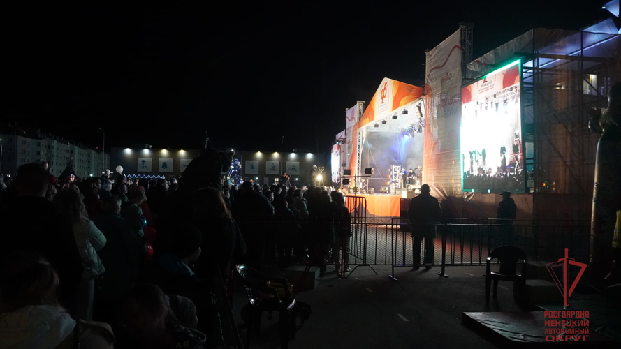 В Нарьян-Маре Росгвардия и полиция обеспечили безопасность более 20 тысяч участников праздничных мероприятий