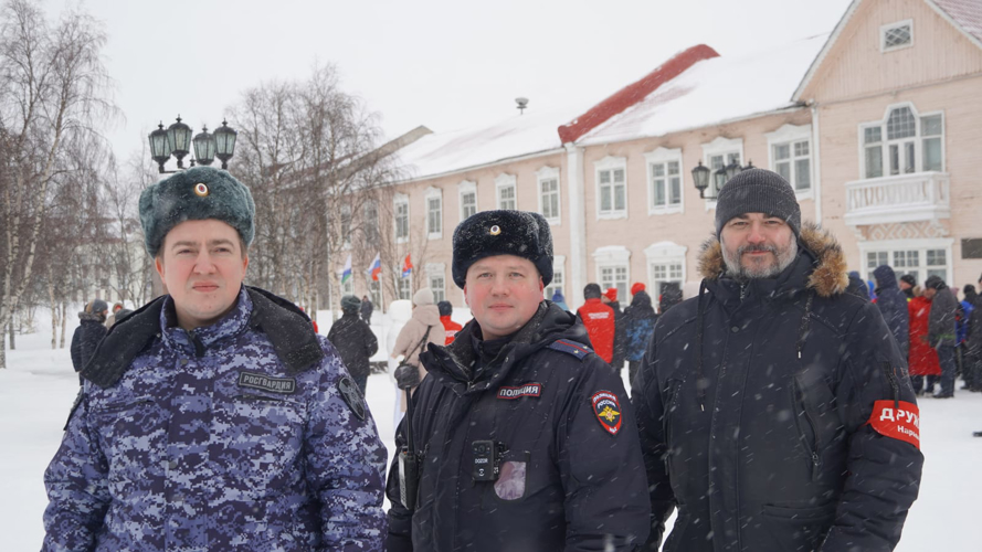 Росгвардия и полиция обеспечили безопасность празднования Дня защитника Отечества в Нарьян-Маре