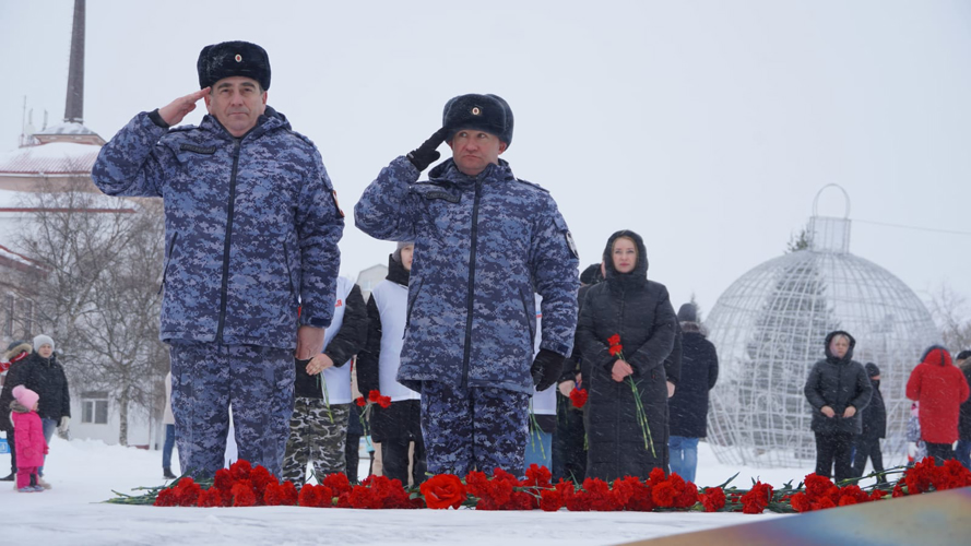 Росгвардия и полиция обеспечили безопасность празднования Дня защитника Отечества в Нарьян-Маре