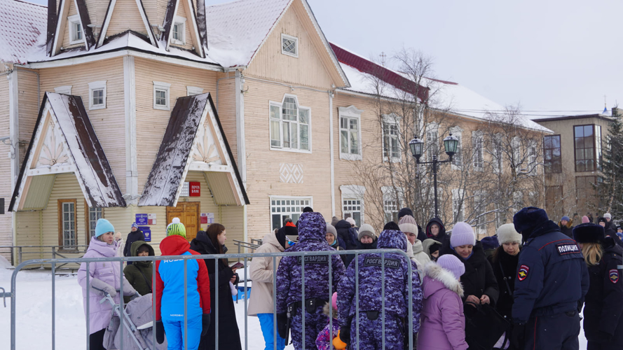 В НАО Росгвардия и полиция обеспечили безопасность более 3000 участников празднования Широкой Масленицы
