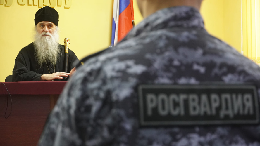 Епископ Нарьян-Марский и Мезенский Иаков выступил перед росгвардейцами