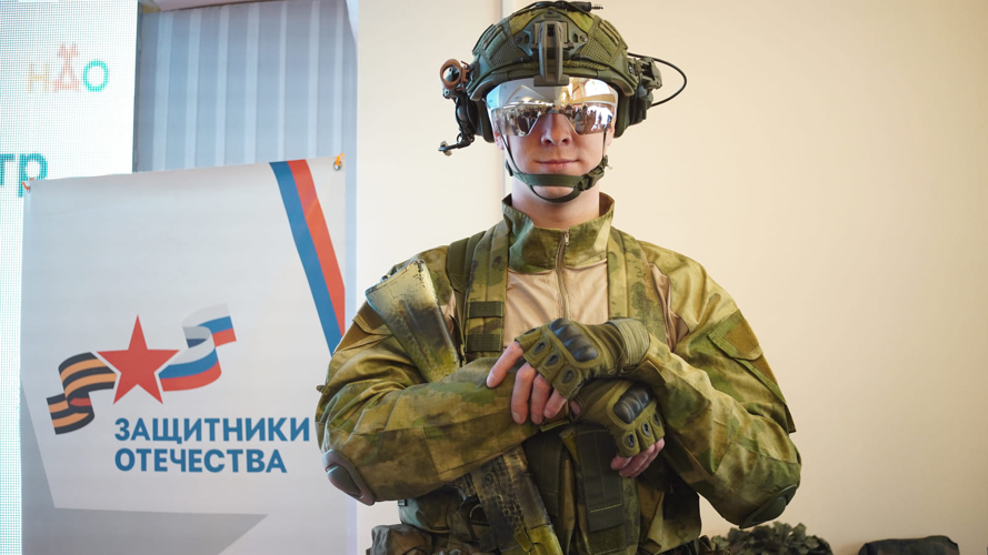 Почти 800 человек посетили интерактивную выставку Росгвардии на ярмарке «Работа России» в Нарьян-Маре