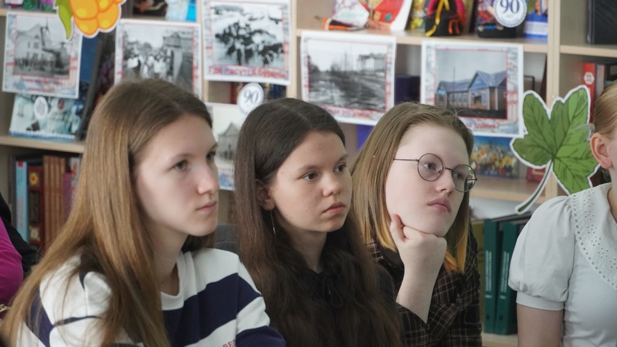 В Нарьян-Маре при поддержке Росгвардии провели интерактивное занятие для студентов
