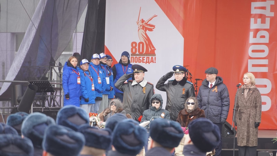 В Нарьян-Маре Росгвардия и полиция обеспечили безопасность более 5000 участников празднования Дня Победы