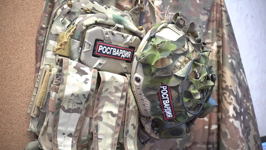 Участников ярмарки «Работа России» в Нарьян-Маре заинтересовала военная служба в Росгвардии