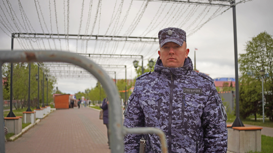 В НАО Росгвардия и полиция обеспечили безопасность более 2000 участников празднования Дня молодёжи