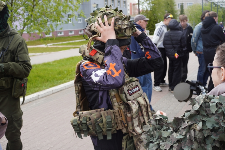 В НАО Росгвардия и полиция обеспечили безопасность более 2000 участников празднования Дня молодёжи