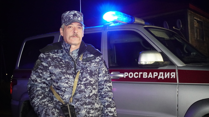 «Важен личный пример» – Интервью ко Дню отца с многодетным росгвардейцем из Нарьян-Мара
